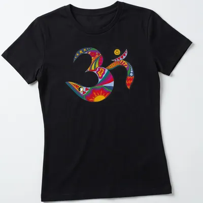 Colorful psychedelic Om symbol with smiley face design in retro hippie style — printed on a women's shirt